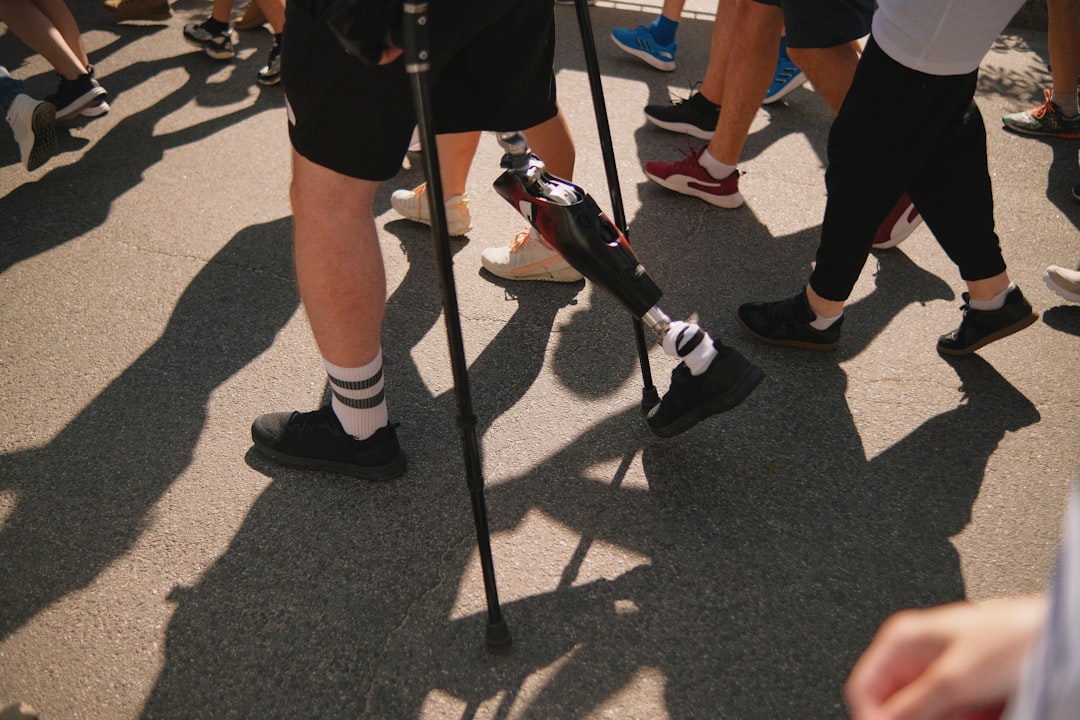 elderly person knee therapy rehabilitation exercise 2026