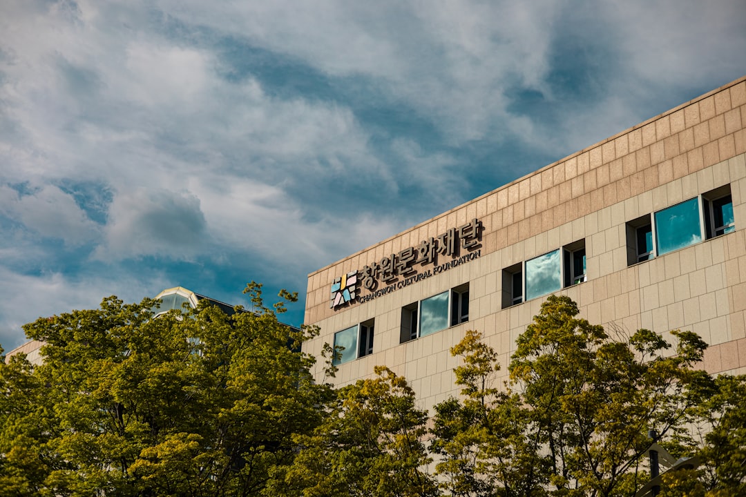 Korea semiconductor export company stock analysis 2026