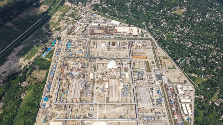 SMR small modular reactor construction site, nuclear power plant modular design