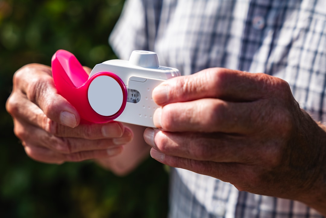 smart home senior care technology, wearable health monitor elderly